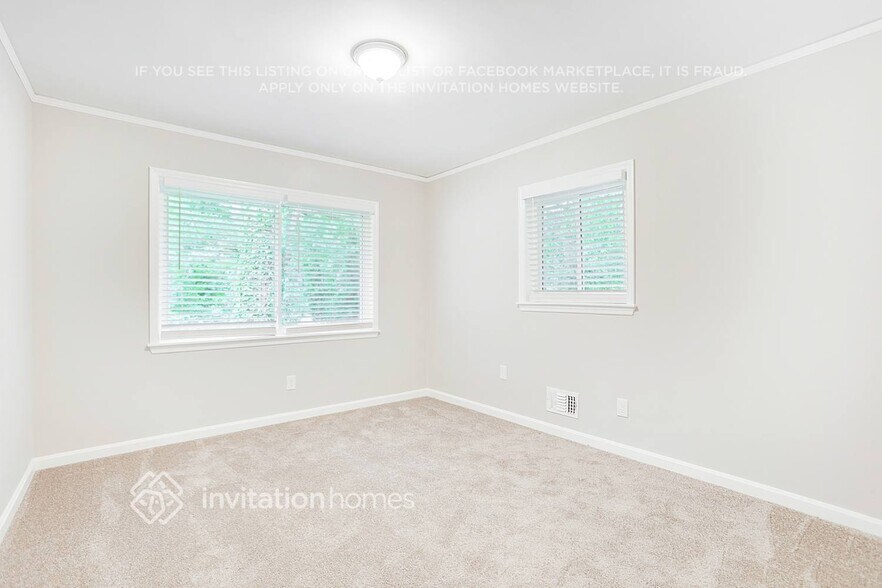 Building Photo - 1499 Mill Acres Dr SW