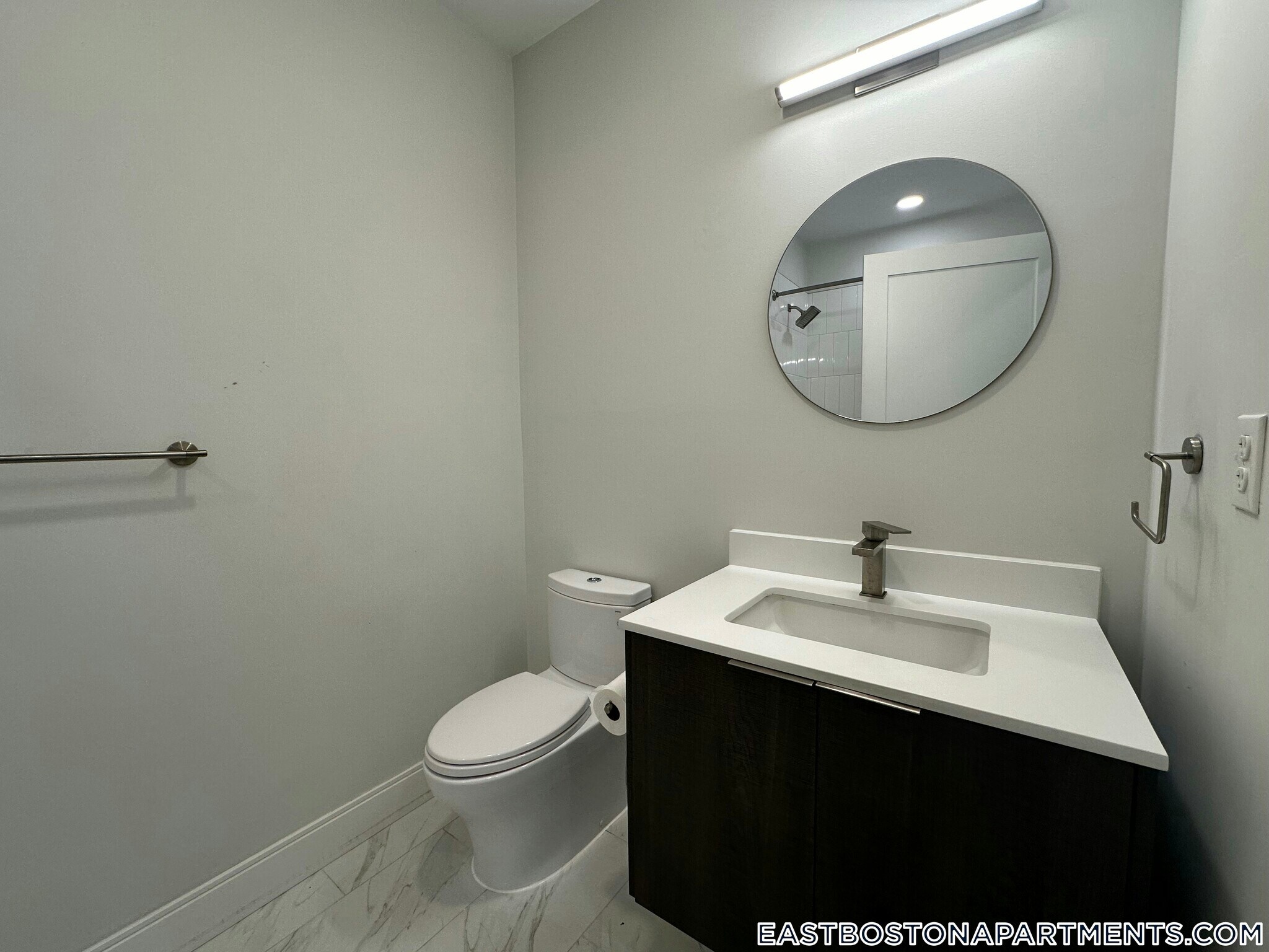 Building Photo - 152 Liverpool St