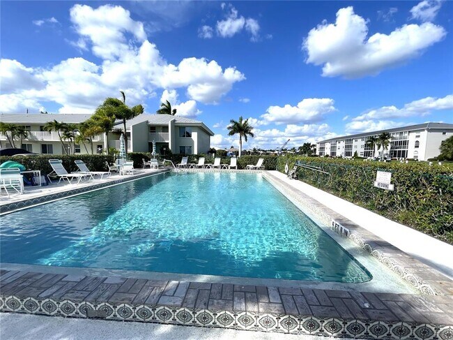 Building Photo - 3600 Bal Harbor Blvd