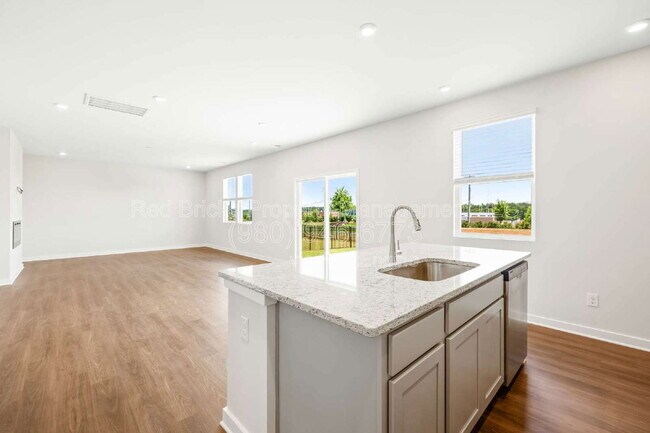 Building Photo - 2160 Blue Sky Mdws Dr