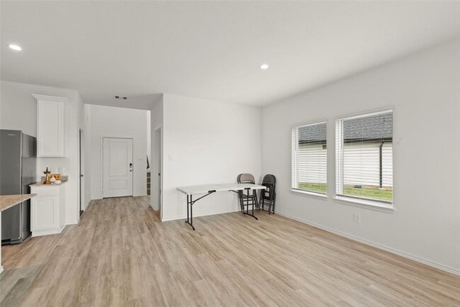 Building Photo - 31055 Brightwell Bnd