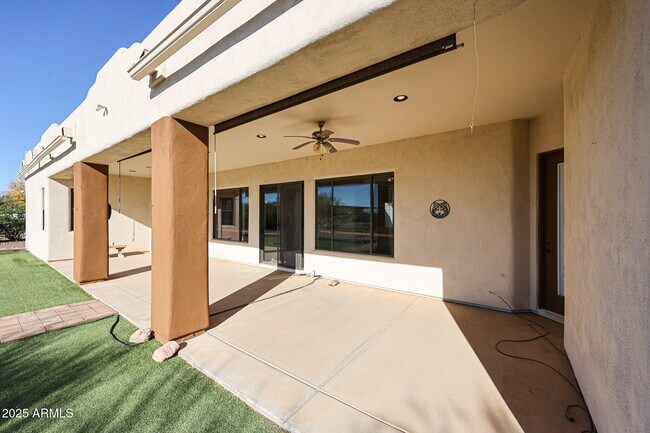 Building Photo - 15225 W Frontier Dr