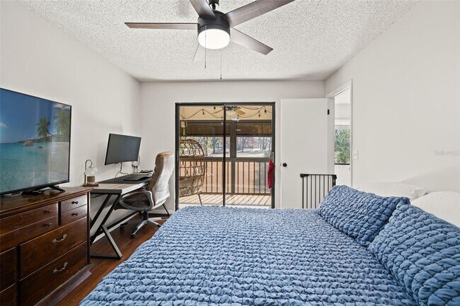 Building Photo - 8006 Picketts Ct