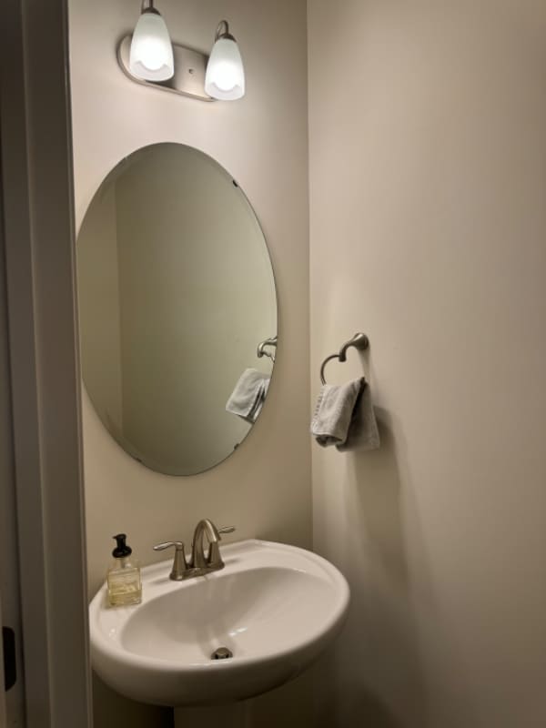 Building Photo - 4002 Carrie Mill Xing