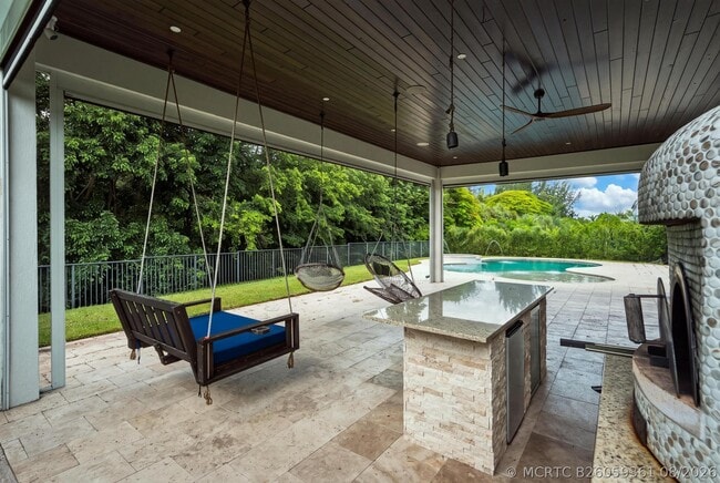 Building Photo - 17130 Magnolia Estates Dr