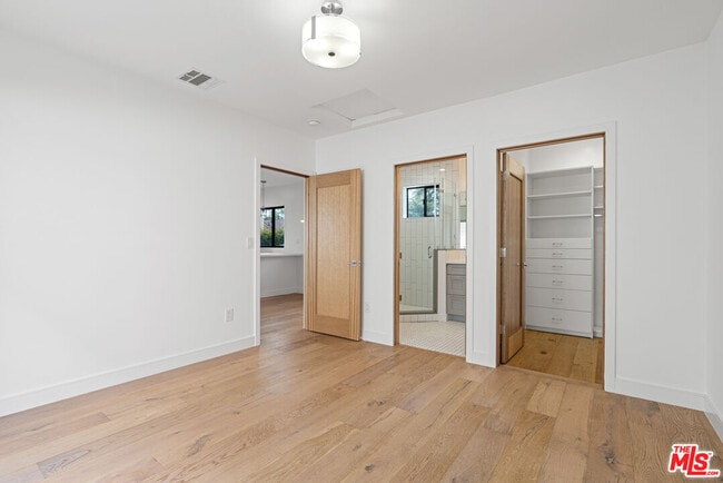 Building Photo - 4080 Van Buren Pl