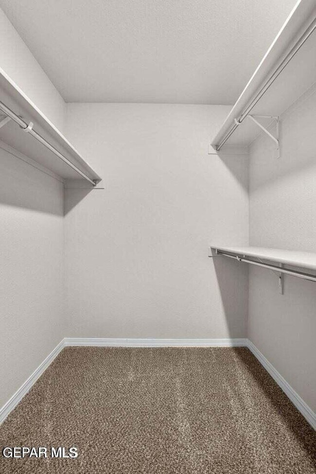 Building Photo - 14581 Firewheel Ave