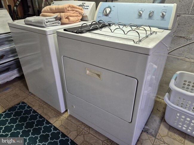 Building Photo - 12512 Ofallon St