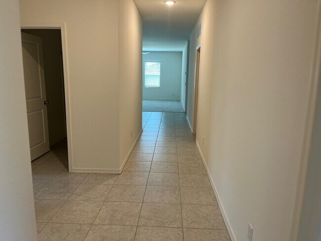 Building Photo - 4466 N 100th Dr