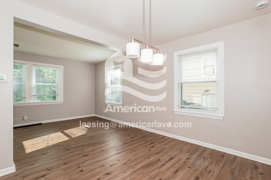 Building Photo - 1141 Bethany Ave