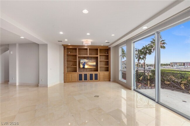 Building Photo - 9101 Alta Dr