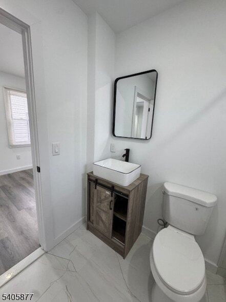 Building Photo - 96 Broughton Ave