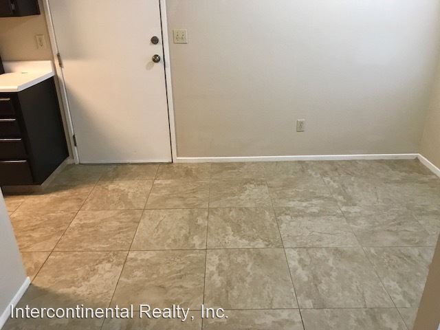 Building Photo - 3104 Brookfield Loop