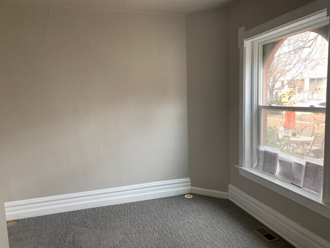 Building Photo - 2018-2020 S Columbine St