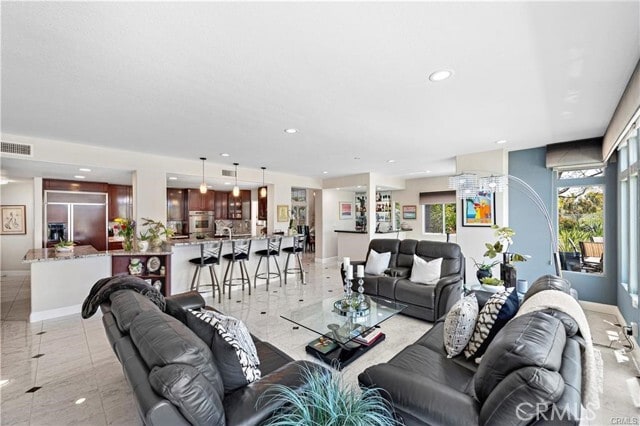 Building Photo - 25606 Stratford Pl