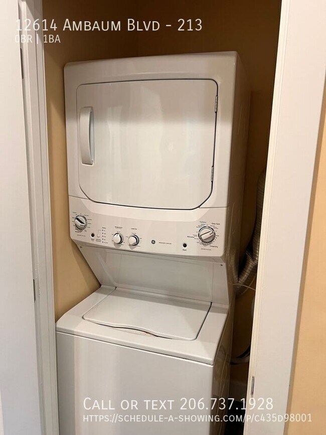 Building Photo - 12614 Ambaum Blvd SW