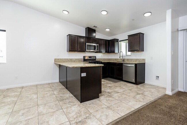 Building Photo - 6212 Ajooni Ct