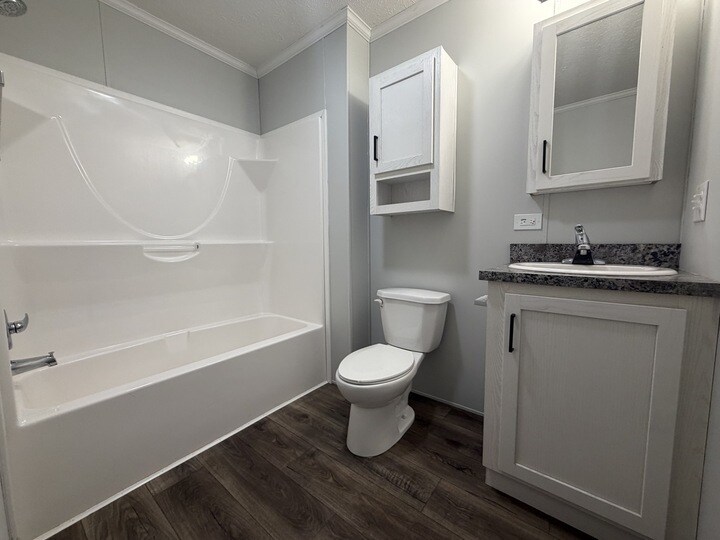 Building Photo - 15353 Dominique Dr