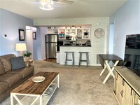 Building Photo - 352 Clinton Reef Dr