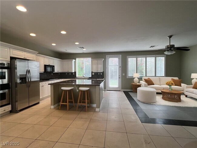 Building Photo - 1696 Sabatini Dr
