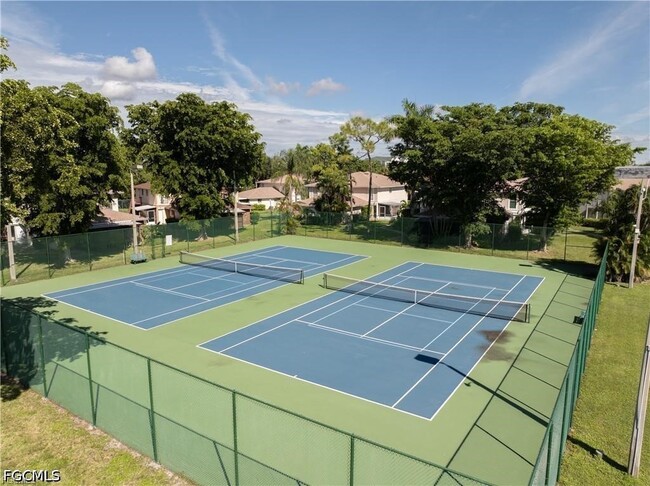 Building Photo - 3277 Royal Canadian Trace
