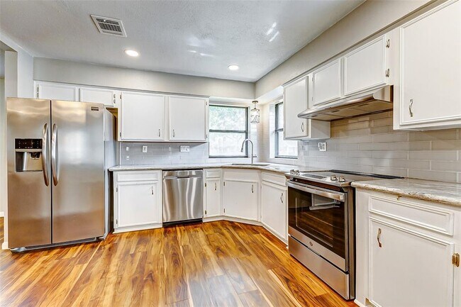 Building Photo - 1522 Mayweather Ln