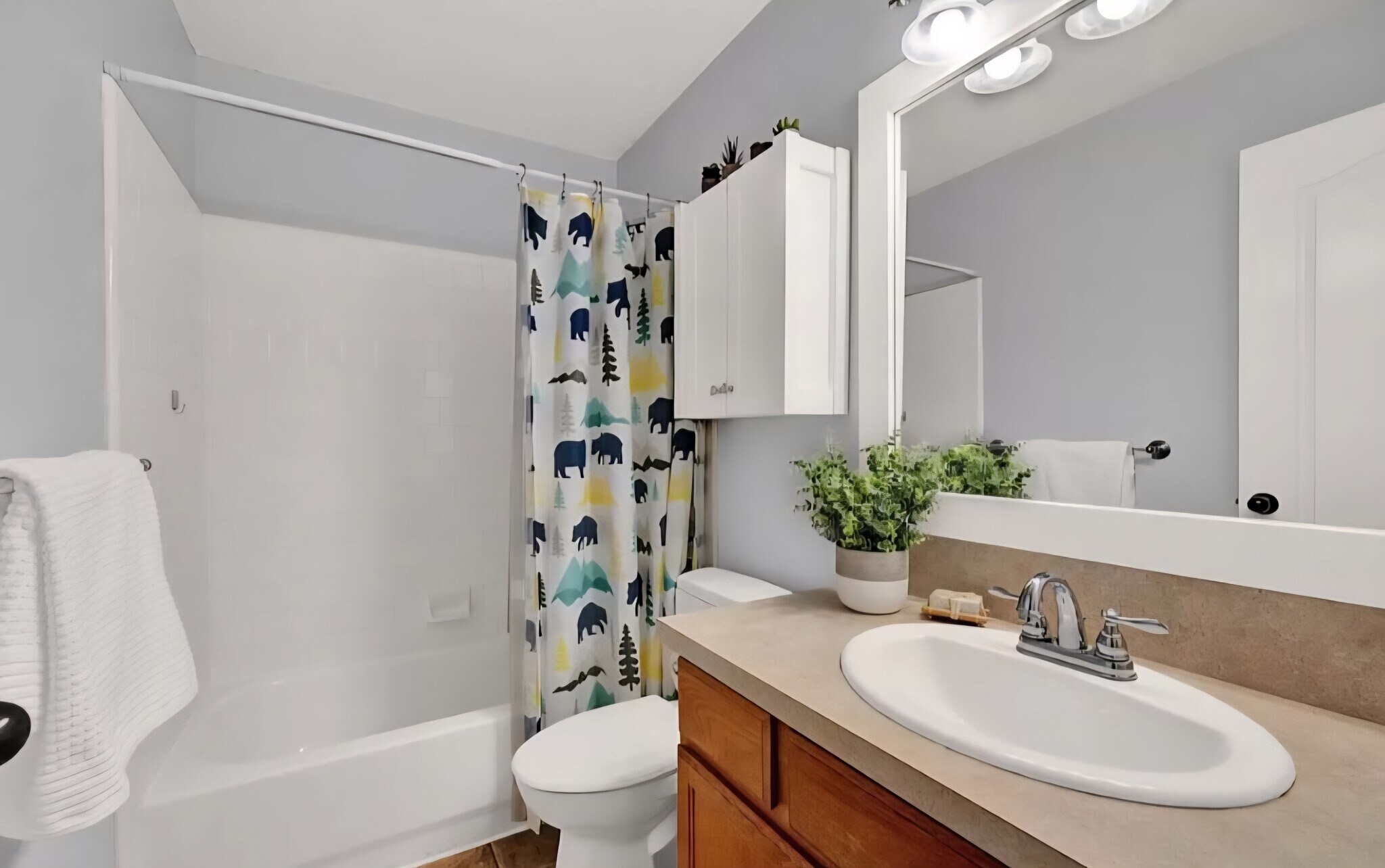 Building Photo - 5411 W Leticia Ct