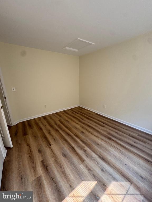 Building Photo - 105 Waters Landing
