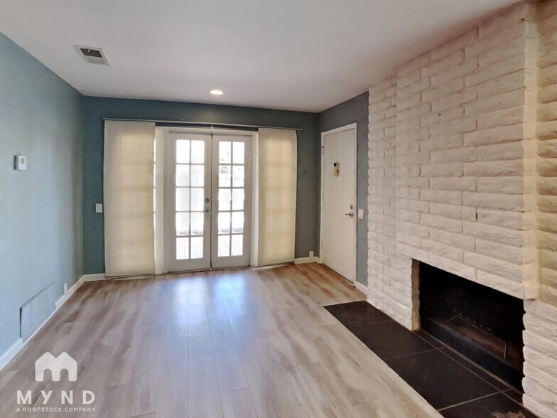 Building Photo - 7732 Camino Noguera