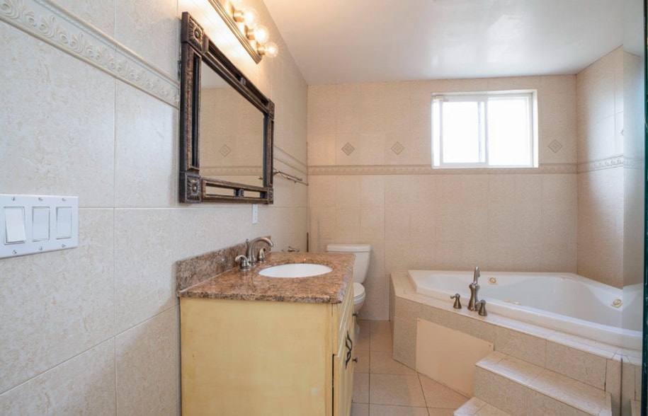 Building Photo - 2735 Joaquin Dr