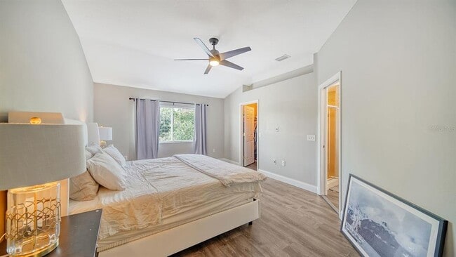 Building Photo - 6122 Blue Runner Ct