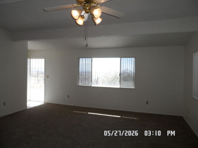 Building Photo - 25676 Flathead Rd