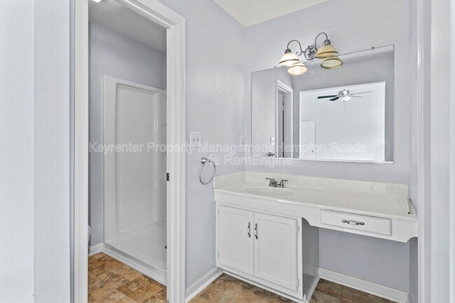 Building Photo - 5408 Chatham Lake Dr