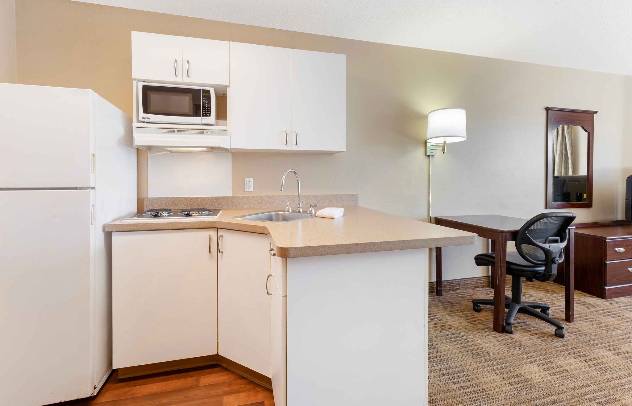 Building Photo - Furnished Studio-Appleton - Fox Cities