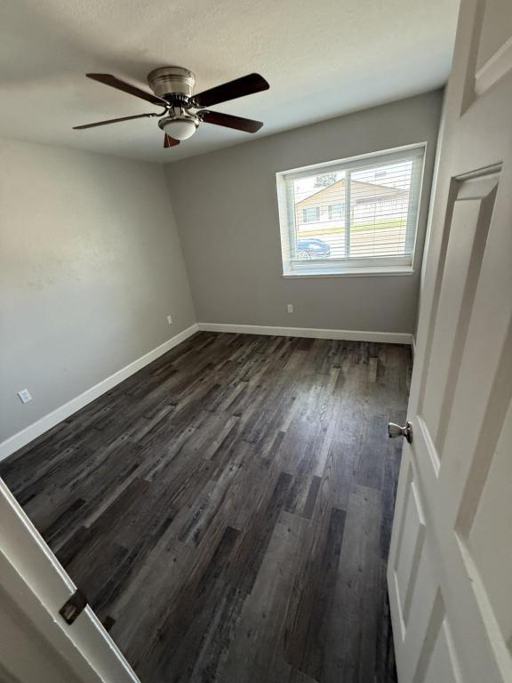 Building Photo - 1020 W Minnesota Ave