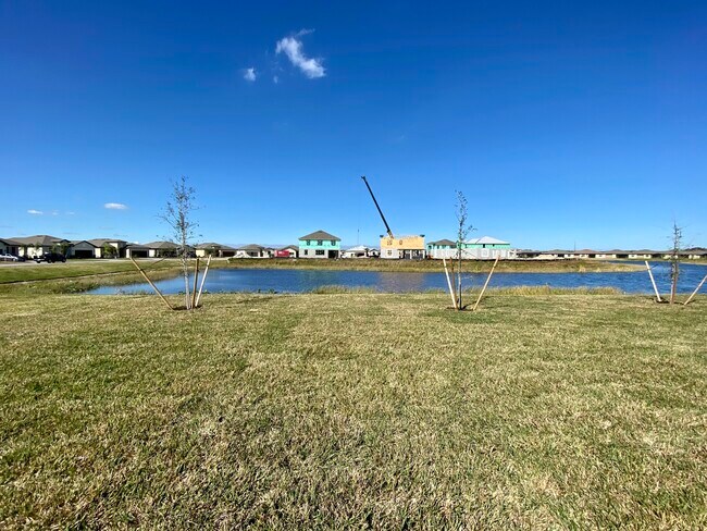 Building Photo - 14561 Monrovia Ln