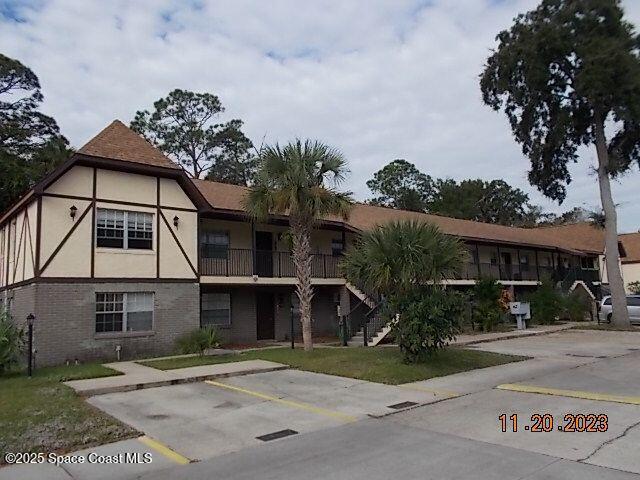 Primary Photo - 3013 Sir Hamilton Cir