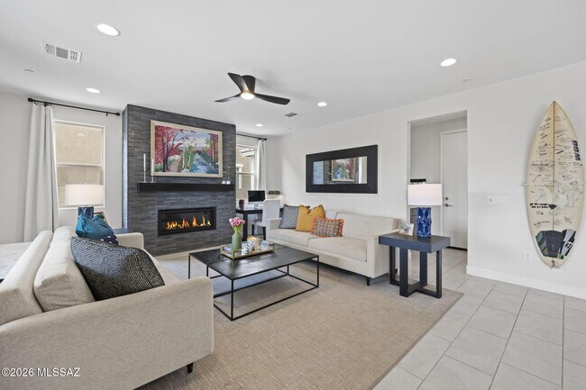 Building Photo - 10599 W Walker Brown Dr
