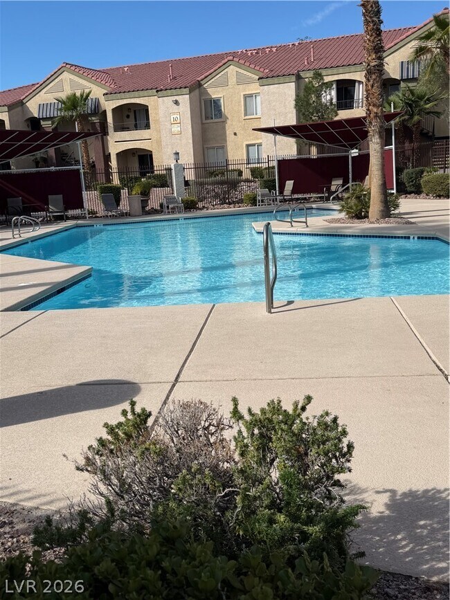 Building Photo - 7885 W Flamingo Rd