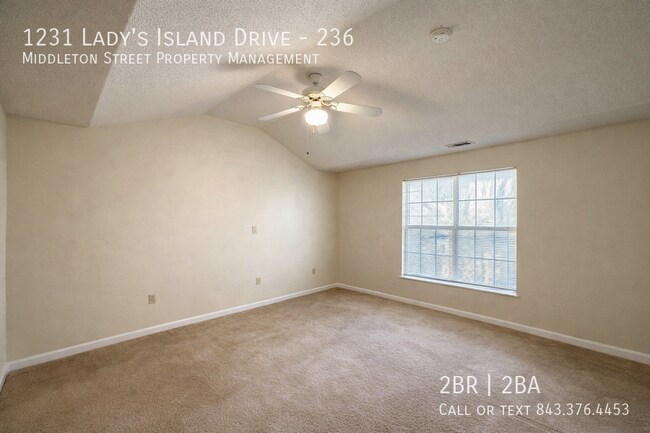 Building Photo - 1231 Ladys Island Dr