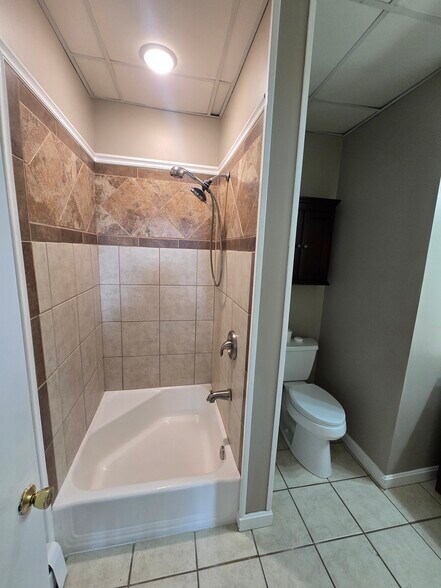 Bathroom - 154 Oak St