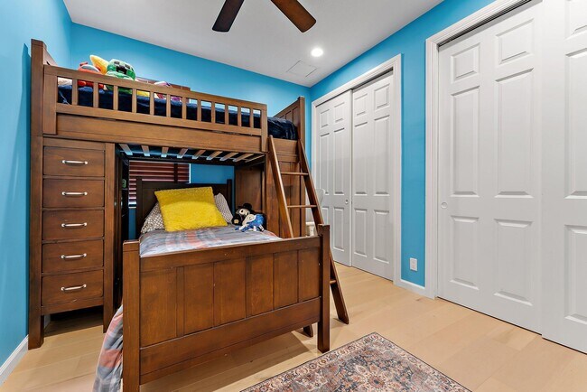 Building Photo - 236 Carina Dr