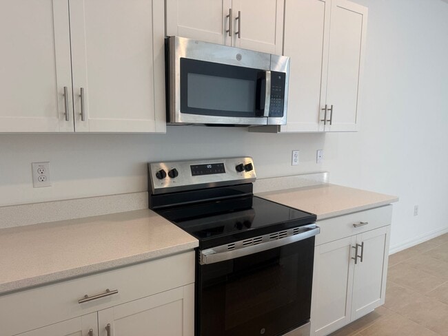 Building Photo - Artisan Lakes Townhome for rent