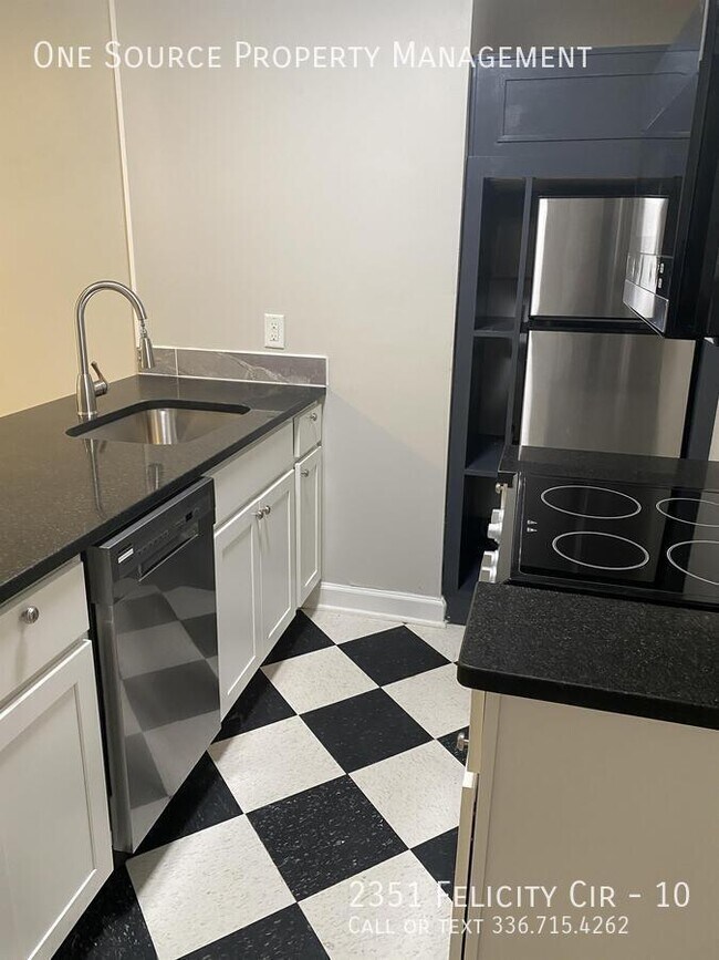 Building Photo - 2351 Felicity Cir