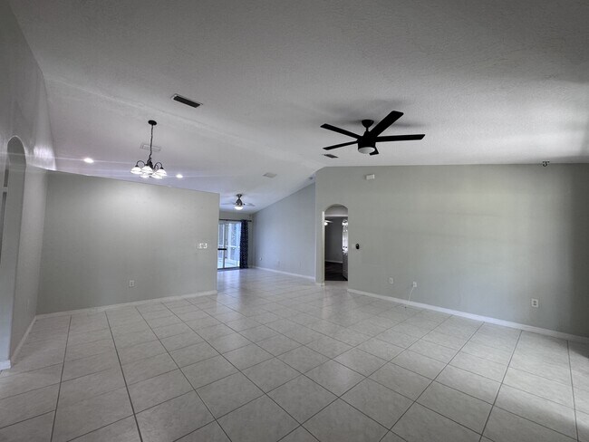Building Photo - 4128 Corydon Ave