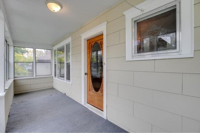 Building Photo - Charming 4 Bedroom/1.5 Bath Home for Rent