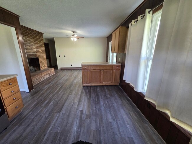 Building Photo - 199 Deep Gap Estates Dr