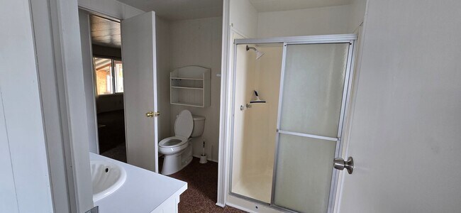 Building Photo - 3418 Tourmaline Dr