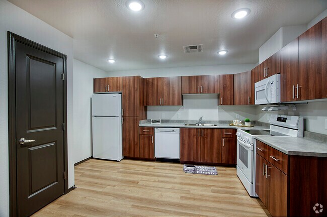 Building Photo - Centerline on Glendale Phase II