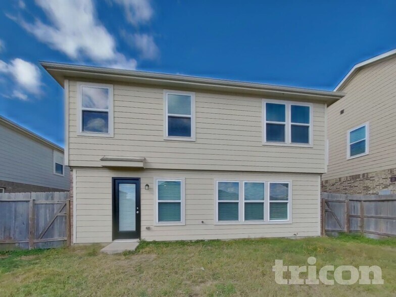 Building Photo - 5342 Castle Discordia St